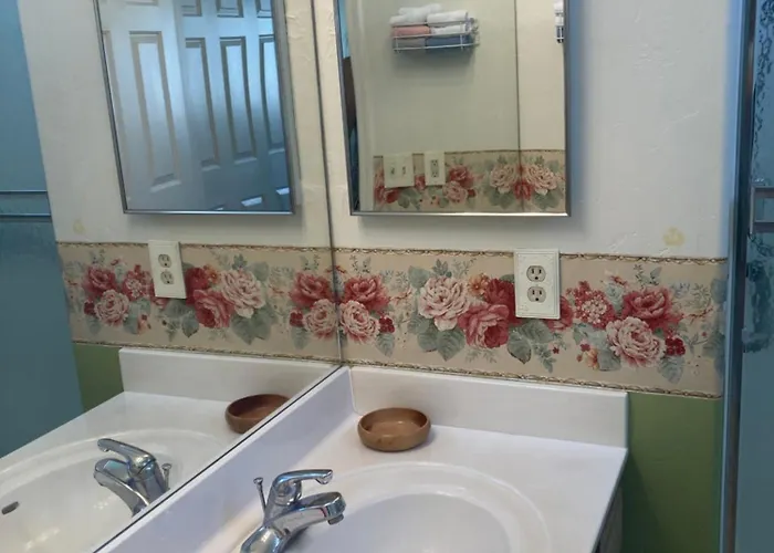 55 2-bedroom, 2-bathroom Townhouse In The Springs At Santa Rita Green Valley